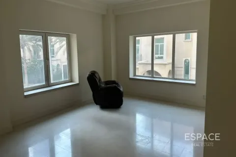 דירה להשכרה ב Dubai Marina, Dubai, איחוד האמירויות  3 חדרי שינה, 216 מ"ר, מספר 738188 - תמונה 10