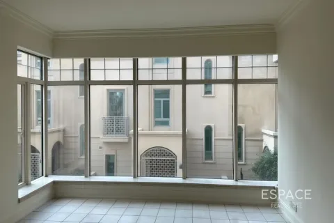 Byt v Dubai Marina, SAE 3 ložnice, 216 m² Č.: 738188
