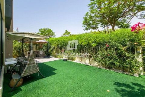 Kaupunkipientalo Dubai Hills Estate, Dubai, Arabiemiraatit 4 makuuhuonetta, 285 m2 № 664038 - kuva 12