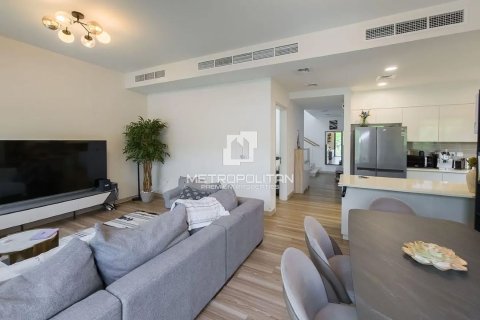 Kaupunkipientalo Dubai Hills Estate, Dubai, Arabiemiraatit 4 makuuhuonetta, 285 m2 № 664038 - kuva 5