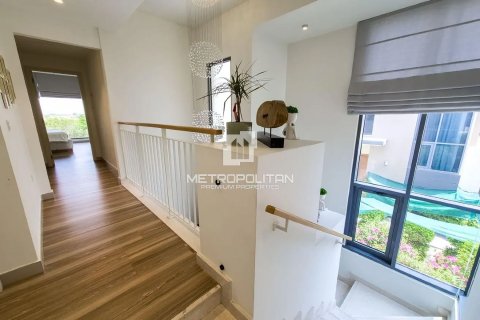 Kaupunkipientalo Dubai Hills Estate, Dubai, Arabiemiraatit 4 makuuhuonetta, 285 m2 № 664038 - kuva 7