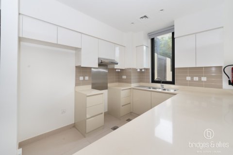 Vila di Dubai Hills Estate, UEA 5 kamar tidur, 254 m2 nomor 758114 - foto 6