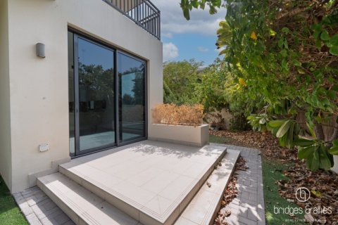 Vila di Dubai Hills Estate, UEA 5 kamar tidur, 254 m2 nomor 758114 - foto 16