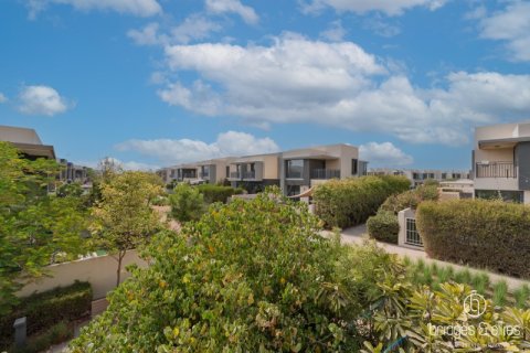 Vila di Dubai Hills Estate, UEA 5 kamar tidur, 254 m2 nomor 758114 - foto 3