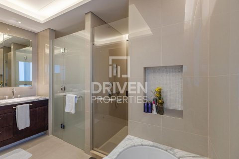Downtown Dubai (Downtown Burj Dubai), Dubai, UAE의 임대용 아파트 침실 4개, 235.79제곱미터 번호 756993 - 사진 18