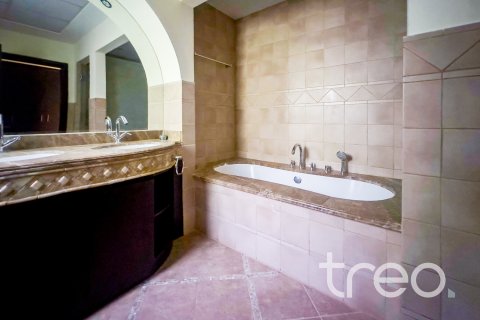Villa itt: The Villa, Dubai, EAE, 4 hálószoba, 640.1 m², azonosító: 761405 - fénykép 12