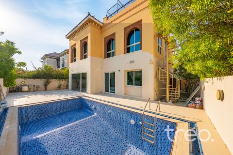 Villa en alquiler en The Villa, Dubai, EAU 6 dormitorios, 387.96 m2 № 761382 - foto 9