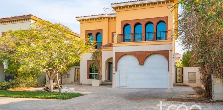 Villa en The Villa, Dubai, EAU 6 dormitorios, 387.96 m² № 761382