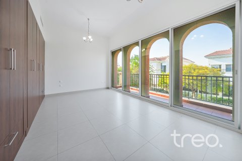 Villa en alquiler en The Villa, Dubai, EAU 6 dormitorios, 387.96 m2 № 761382 - foto 14