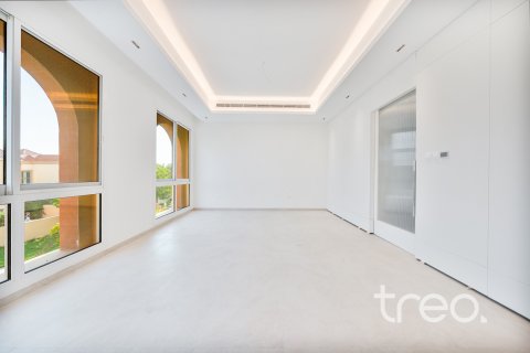 Villa en alquiler en The Villa, Dubai, EAU 6 dormitorios, 387.96 m2 № 761382 - foto 17