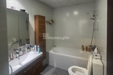 Apartment sa Dubai Studio City, Dubai, UAE 2 silid-tulugan, 111 sq.m. № 722159 - larawan 16