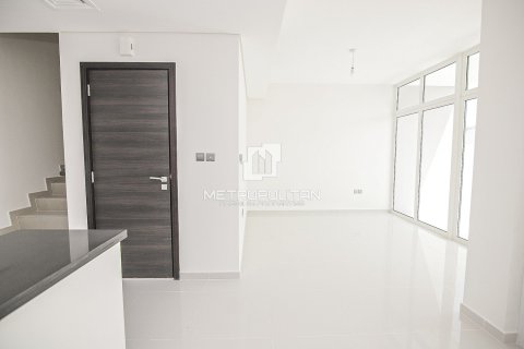 DAMAC Hills (Akoya by DAMAC)、Dubai、UAE にあるタウンハウス販売中 3ベッドルーム、155 m2、No665237 - 写真 2