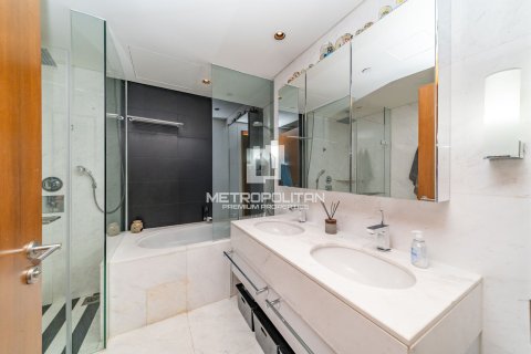 Apartmen di Downtown Dubai (Downtown Burj Dubai), UAE 3 bilik tidur, 184 meter persegi № 665236 - foto 7
