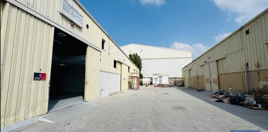 Noliktava Al Quoz, Dubaijā, AAE 766 m2 Nr. 704712