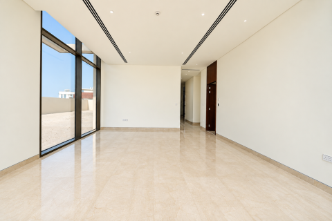 Villa à vendre à  Abu Dhabi, EAU 5 chambres, 1161.01 m2 № 748296 - photo 4
