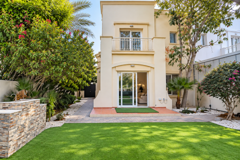 Villa à The Springs, Dubai, EAU: 3 chambres, 357.16 m2 № 764270