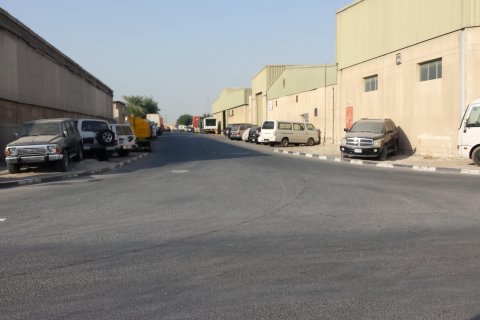 阿联酋 Dubai Ras Al Khor 待售 : 3716.1 平方米 , 编号278482 - 照片 5