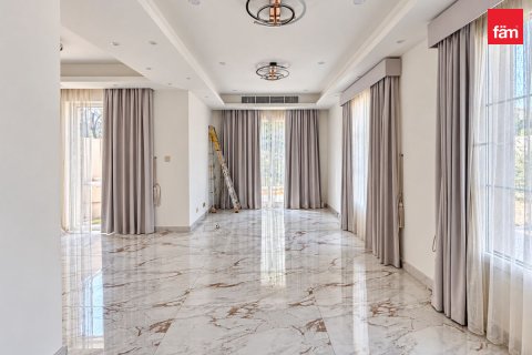 Shtëpi në qytet në Dubai, Emiratet e Bashkuara Arabe 2 dhoma gjumi, 423 m2. № 763516