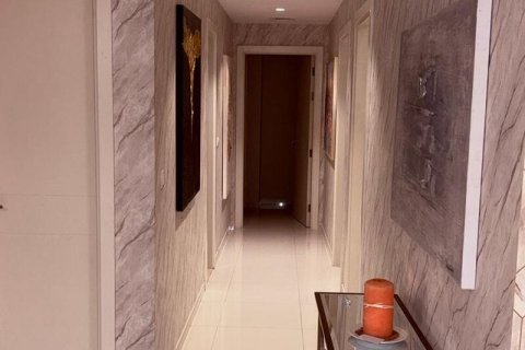 Leilighet i Jumeirah Village Circle, Dubai, Emiratene 3 soverom, 166 kvm nr. 723320
