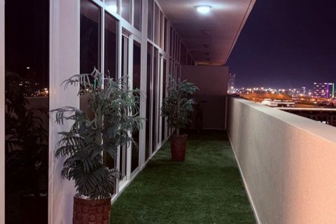 Appartement te huur in Jumeirah Village Circle, Dubai, VAE 3 slaapkamers, 166 vr.m., nr 723320 - foto 2