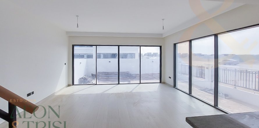 Таунхаус в Damac Lagoons, Дубай, ОАЕ 4 спальні, 211м2 № 648269