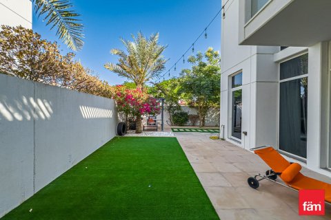 טאונהאוס להשכרה ב Dubai, איחוד האמירויות  3 חדרי שינה, 301.4 מ"ר, מספר 718483 - תמונה 8