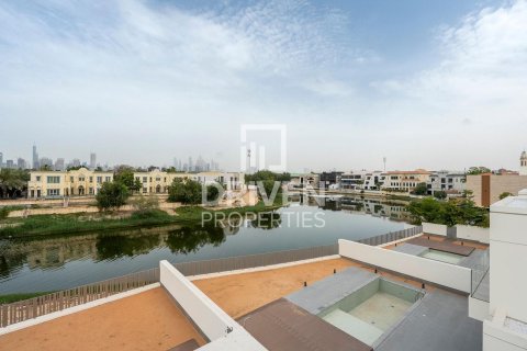 Vila di Jumeirah Park, Dubai, UAE 5 bilik tidur, 704.3 meter persegi № 761669 - foto 2