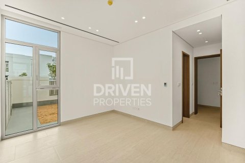 Vila di Jumeirah Park, Dubai, UAE 5 bilik tidur, 704.3 meter persegi № 761669 - foto 14