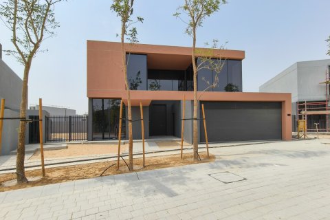 Вилла в Tilal City, Шарджа, ОАЭ 6 спален, 857.96м2 № 749398
