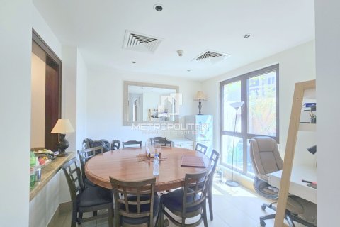 Apartment sa Old Town, Dubai, UAE 2 silid-tulugan, 186 sq.m. № 663349 - larawan 4