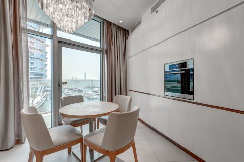 Apartmen Hotel di Deira, Dubai, UAE 2 bilik tidur, 204.11 meter persegi № 750589 - foto 18