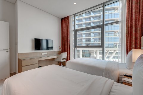 Apartmen Hotel di Deira, Dubai, UAE 2 bilik tidur, 204.11 meter persegi № 750589 - foto 14