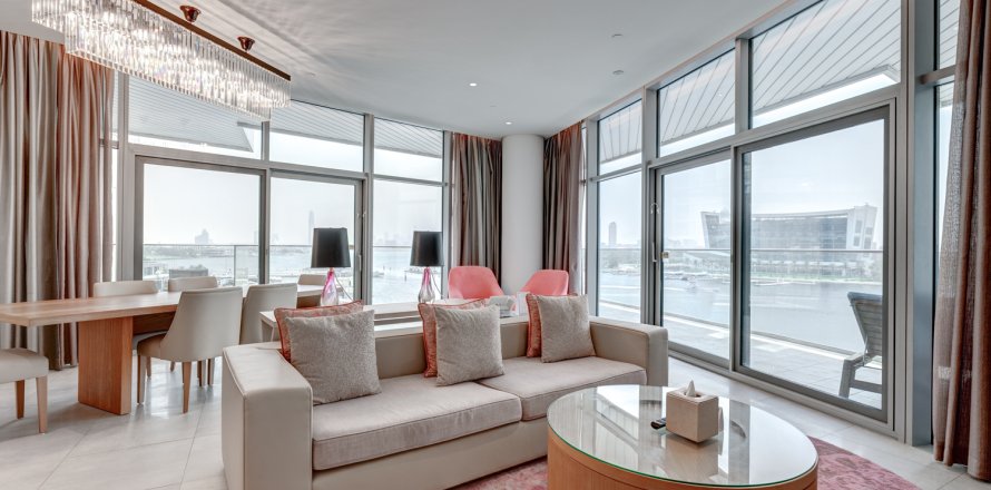 Apartmen Hotel di Deira, Dubai, UAE 2 bilik tidur, 204.11 meter persegi № 750589