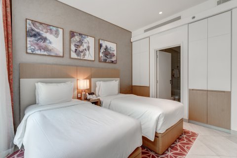 Apartmen Hotel di Deira, Dubai, UAE 2 bilik tidur, 204.11 meter persegi № 750589 - foto 13