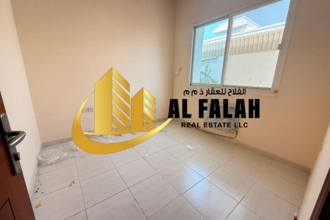 וילה להשכרה ב Wasit, Sharjah, איחוד האמירויות  5 חדרי שינה, 418 מ"ר, מספר 635555 - תמונה 13