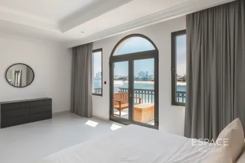 Villa in affitto a Palm Jumeirah, Dubai, EAU 5 camere da letto, 557 mq. № 738446 - foto 10