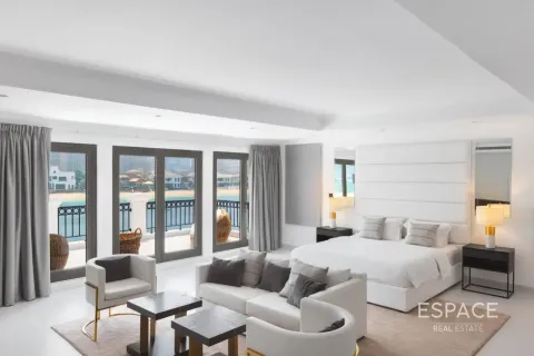 Villa in affitto a Palm Jumeirah, Dubai, EAU 5 camere da letto, 557 mq. № 738446 - foto 4
