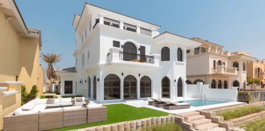 Villa a Palm Jumeirah, Dubai, EAU 5 camere da letto, 557 mq. № 738446