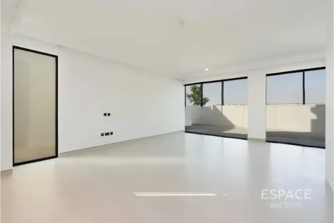 Villa en alquiler en Tilal Al Ghaf, Dubai, EAU 4 dormitorios, 529 m2 № 738448 - foto 2