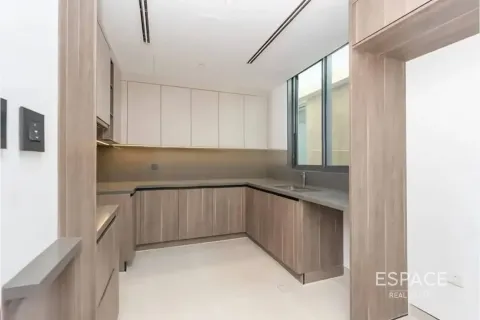 Villa en alquiler en Tilal Al Ghaf, Dubai, EAU 4 dormitorios, 529 m2 № 738448 - foto 6