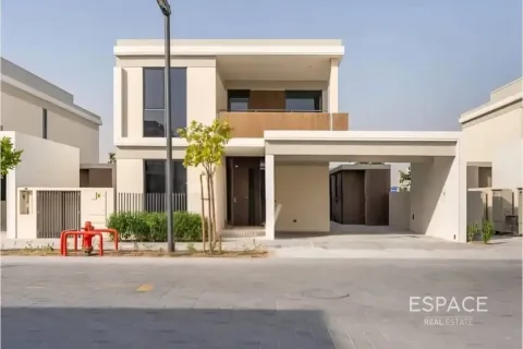 Tilal Al Ghaf, Dubai, UAE의 빌라 침실 4개, 529제곱미터 번호 738448