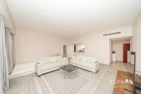 Apartament do wynajęcia w Jumeirah Beach Residence, Dubai, ZEA 1 sypialnia, 99 mkw., nr 738447 - zdjęcie 2