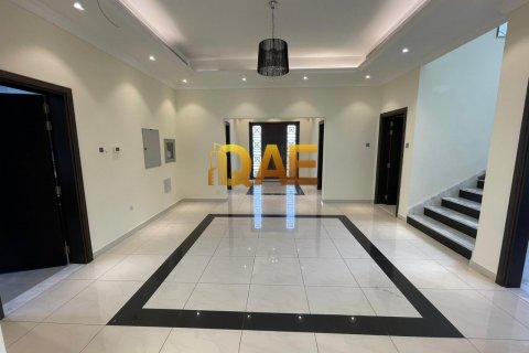 Vila v Dubai, SAE 6 ložnice, 1558.7 m² Č.: 286792 - fotografie 3