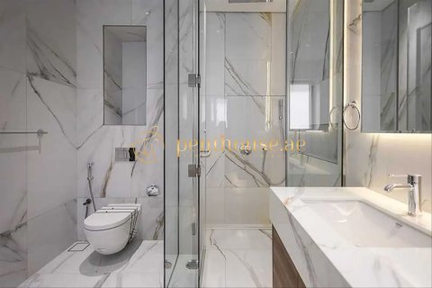 Vilë në Golf City, Dubai, Emiratet e Bashkuara Arabe 6 dhoma gjumi, 683 m2. № 664168 - Foto 27