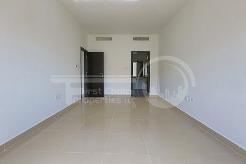 Al Reef, Abu Dhabi, BAE’de satılık daire 2 yatak odası, 114.9 m² No 731260 - fotoğraf 6