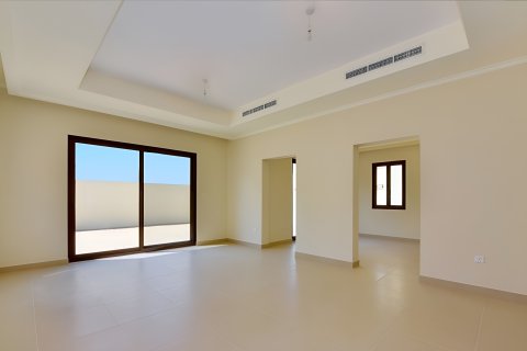 Huvila Arabian Ranches 2, Dubai, Arabiemiraatit 4 makuuhuonetta, 404.96 m2 № 750226 - kuva 4