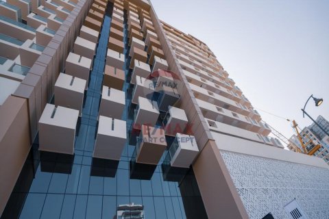 Trgovina u Al Furjan, Dubai, UAE 70.1 m2 Br. 517005