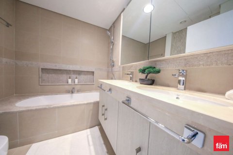 Apartmen di Downtown Dubai (Downtown Burj Dubai), UAE 3 bilik tidur, 191.3 meter persegi № 708396 - foto 11