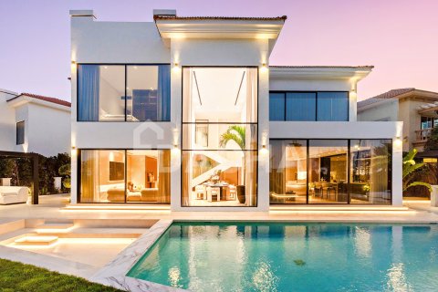 Villa sa Jumeirah Islands, Dubai, UAE 4 silid-tulugan, 534 sq.m. № 706510 - larawan 23
