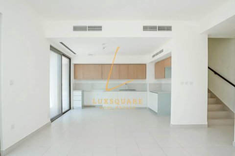 וילה להשכרה ב Dubai South (Dubai World Central), Dubai, איחוד האמירויות  4 חדרי שינה, 237 מ"ר, מספר 715260 - תמונה 2